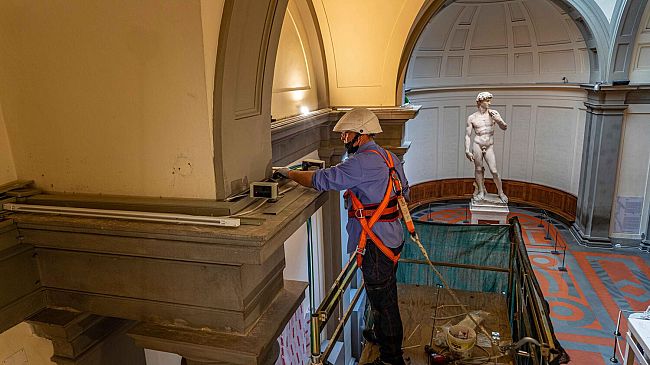 Nuova luce sul David di Michelangelo