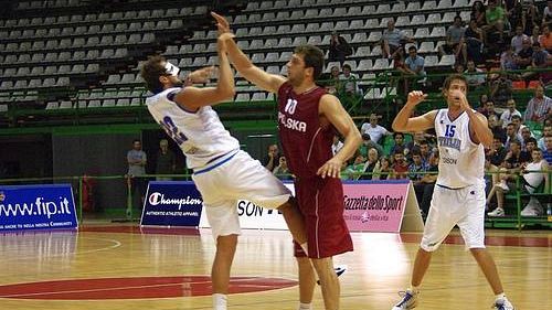 Italia trazione NBA: Polonia battuta (88-76)