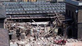 Gonfalone fiorentino a Bologna per commemorare la strage del 2 agosto 1980