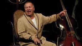 Al Festival di Montalcino e della Val d'Orcia stasera, alle ore 21.30, al teatro degli Astrusi di Montalcino <I>Il Contrabbasso</I>