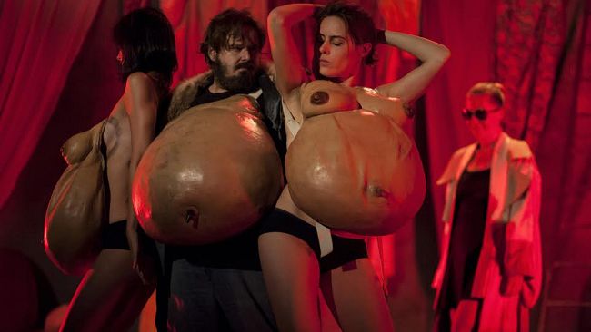 Giuseppe Battiston con Falstaff a La Pergola