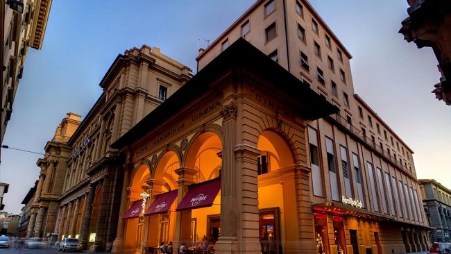 Domani Birthday party all'HardRock Cafe’s di Firenze