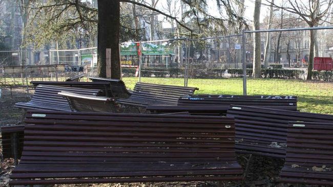 In piazza D’Azeglio partiti i lavori per la sistemazione dell’area giochi