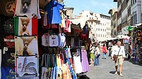 Tensione in San Lorenzo, troppi abusivi?