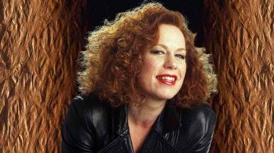 Sarah-Jane Morris domani (ore 21,30) all'Anfiteatro Pecci di Prato