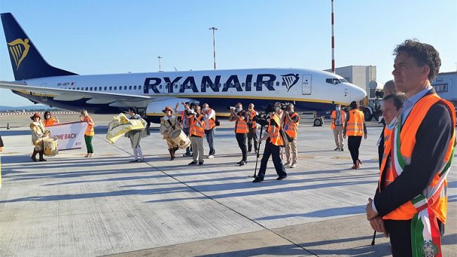 Pisa: l’arrivo del primo volo Ryanair