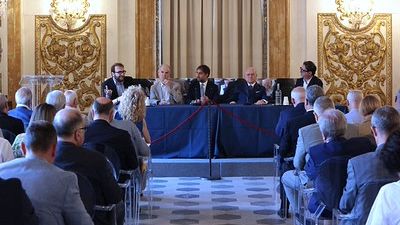 Icone dell'automobilismo: Ponte tra Rinascimento e design moderno