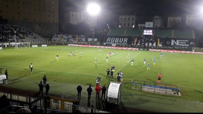 Siena e Carrarese non si fanno male