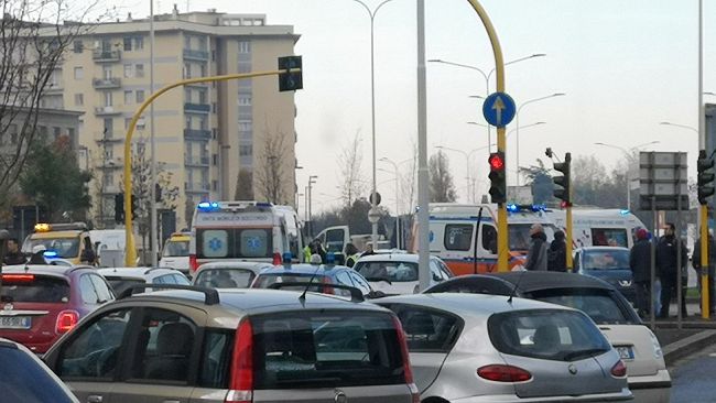Traffico sui viali a Firenze, lunedì difficile 