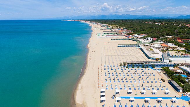 Turismo: in estate presenze in aumento sul litorale pisano