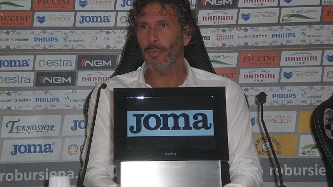 Dal Canto e il pezzo che manca tra detto e non detto. Le decisioni arbitrali: il rigore pare non esserci