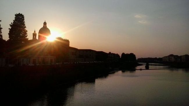 Tramonti sull'Arno a Firenze, uno spettacolo senza fine