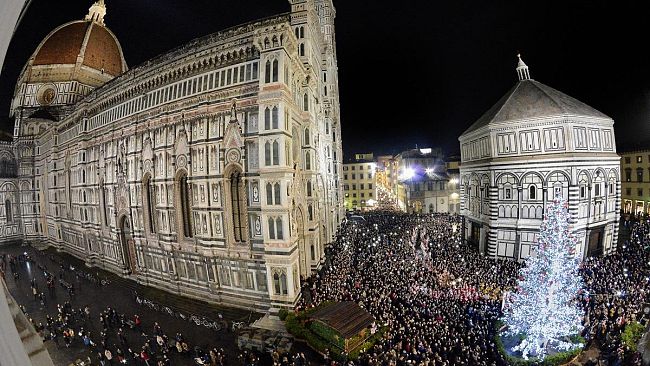 Firenze illuminata per Natale, ecco il calendario degli eventi