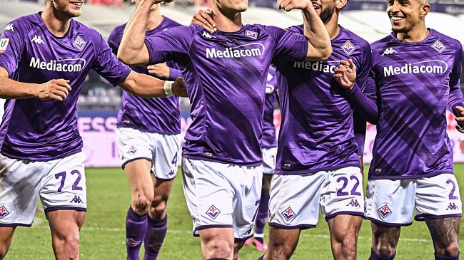 Jovic e Ikonè spingono i Viola in semifinale