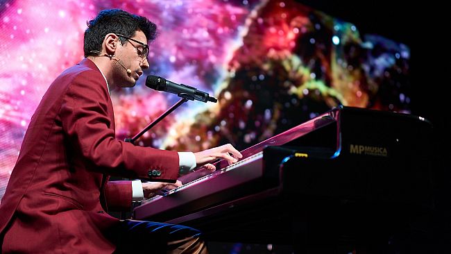 Valerio Lundini l’11 gennaio a Firenze