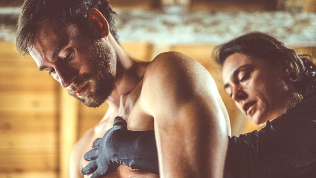 Casciana Terme: 'Teatro anatomico' con scene di nudo integrale