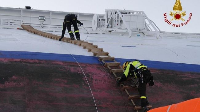 Concordia, scintille in Toscana per spostare il relitto