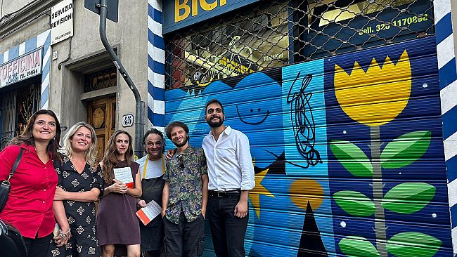 Dieci bandoni di via Palazzuolo diventano opere d'arte permanenti