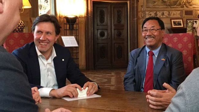 Dalai Lama a Firenze inaugura il Festival delle Religioni