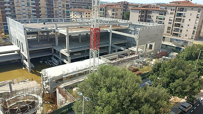 Cantiere di via Mariti allagato