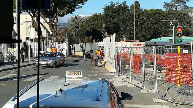 Viabilità a Santa Maria Novella: nuova giornata difficile