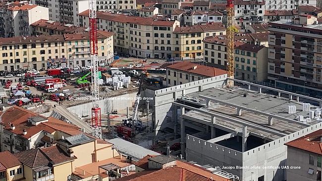 Firenze democratica: profondo cordoglio per l’ennesima tragedia