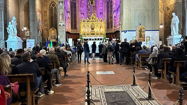 Armonie attraverso i confini nella Basilica di Santa Croce