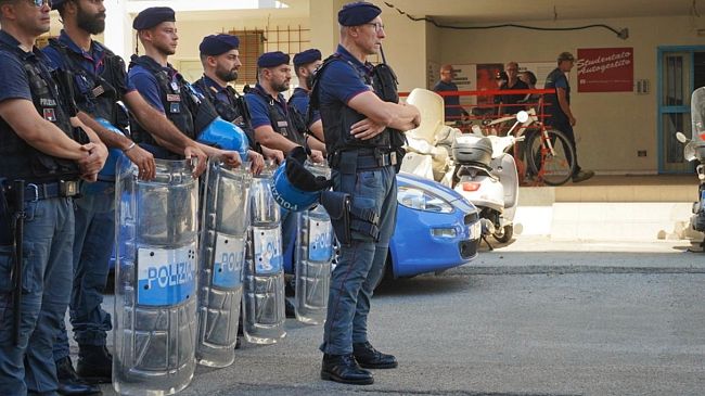 Secondo sgombero di via Ponte di Mezzo