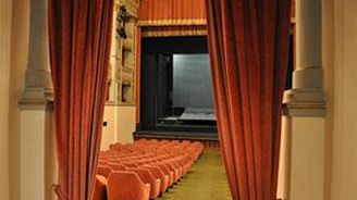 Cinquant'anni di Teatro Stabile, con l'ambizione al Teatro Nazionale