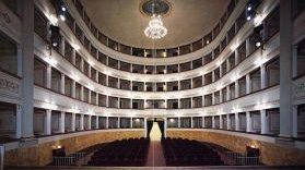 Teatro Pacini di Pescia: il cartellone della Stagione di Prosa 2005/2006