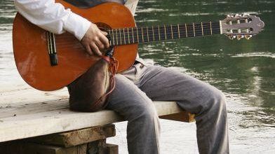 Musica: Tonino Carotone a Firenze per presentare il suo ultimo album