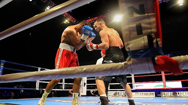 Al Mandela Forum vittorie lampo per Turchi e Mustafa, Bundu riceve il fiorino d'oro