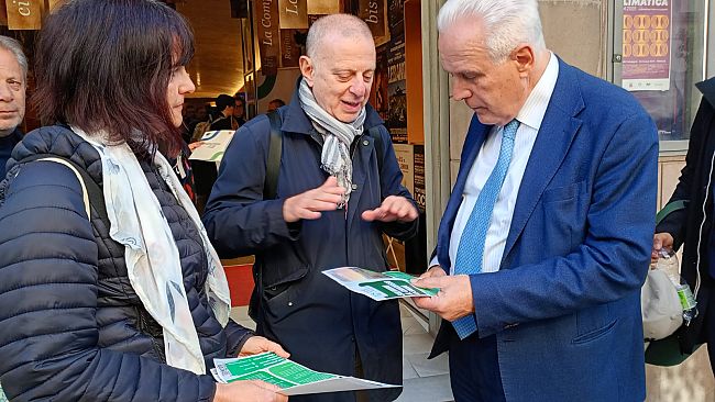 Comitato Territorio e Buonsenso Crocifisso Signa, protesta a Firenze