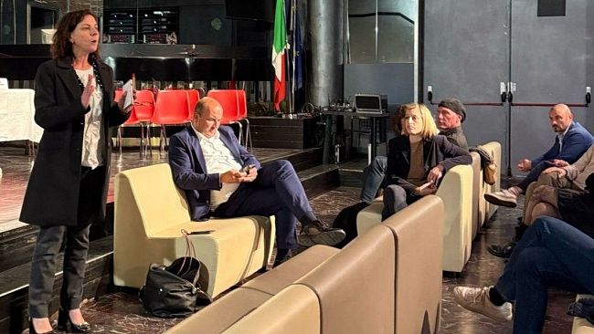 laboratori-ph-200-posti-di-lavoro-a-rischio