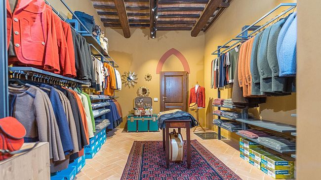 A San Quirico d’Orcia il negozio da cui partire