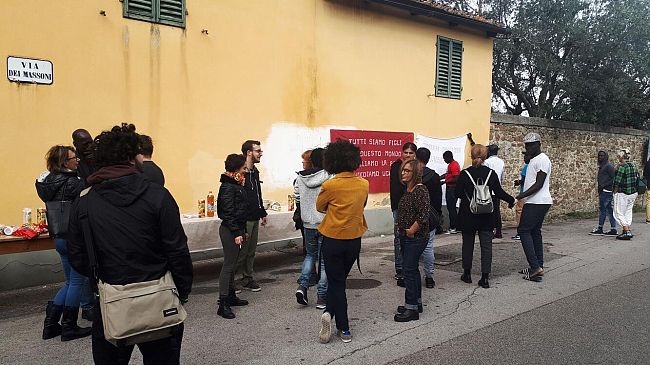 Cas di Firenze: presidio contro le circolari emanate dalla prefettura