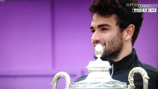 Tennis: Berrettini, un tifoso viola in finale a Wimbledon