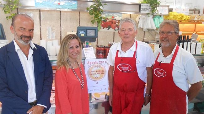 Aperti in Agosto: cambiano abitudini di clienti e commercianti