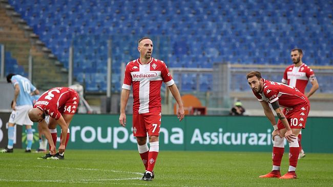 Lazio-Fiorentina 2-1, Ribery esce per infortunio