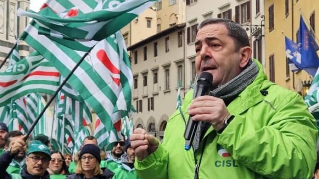 Cisl e Uil Toscana in piazza oggi contro la Regione