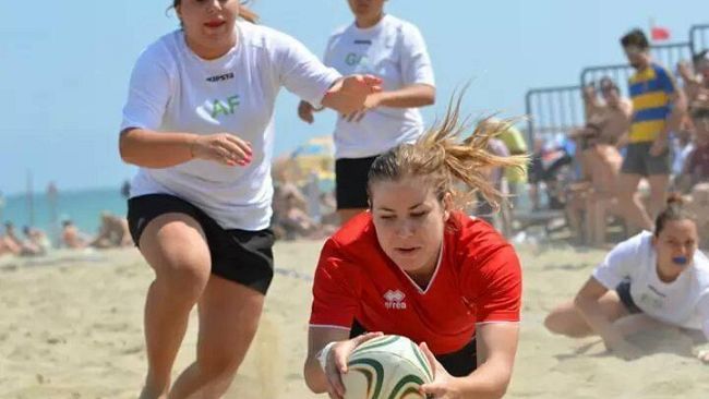 Torneo di Beach Rugby. Ci sono anche le ragazze