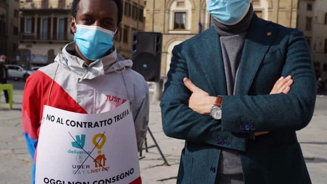 JustEat assumerà i riders come dipendenti