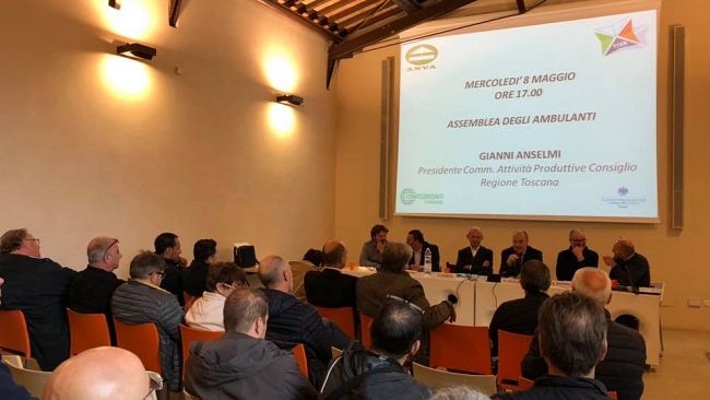 Ieri a Scandicci incontro sulle novità del commercio su area pubblica