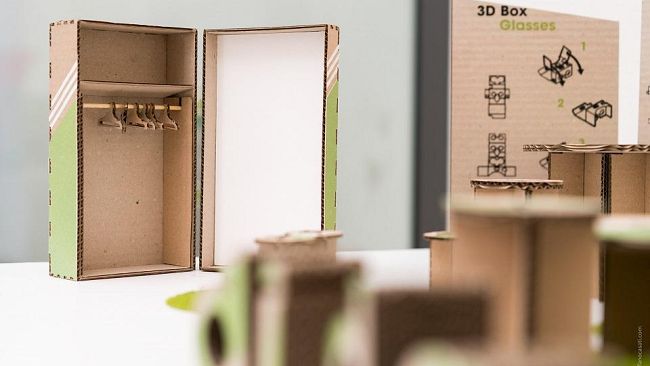 Appendiabiti intelligenti e pareti di cartone: ecco lo store del futuro 