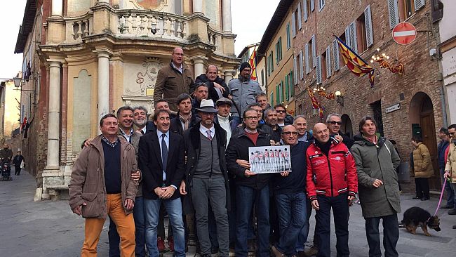 Calendari 2016: senza veli, con la natura e per solidarietà