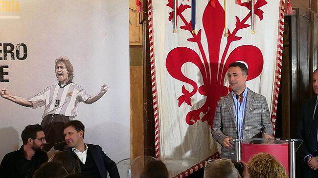 Batistuta, El Numero Nueve: docufilm presentato a Firenze