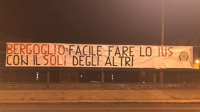 Bandiera della Rsi sulle Apuane: denuncia di Rossi alla Procura della Repubblica