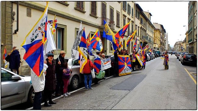Tibetan Uprising Day: mobilitazione davanti al consolato cinese