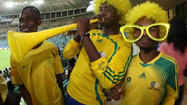 Firenzuola: suona una vuvuzela nel cuore della notte