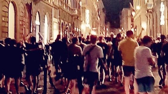 Tifosi del Twente a Firenze: corteo e cori in centro